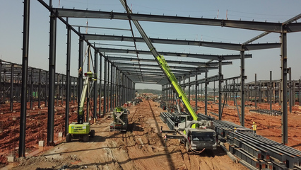 首臺(tái)中大挖即將在中聯(lián)智慧產(chǎn)業(yè)城震撼下線，引領(lǐng)工程機(jī)械智造新篇章